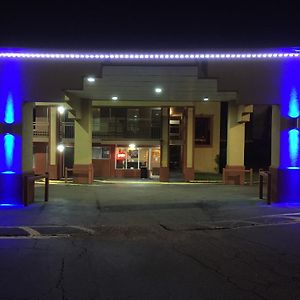 Diamond Inn Motel